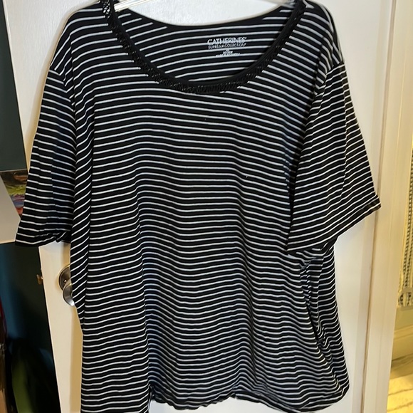 Catherine’s size 4X short sleeve t-shirt with crochet detail, B/W stripe - Picture 1 of 4
